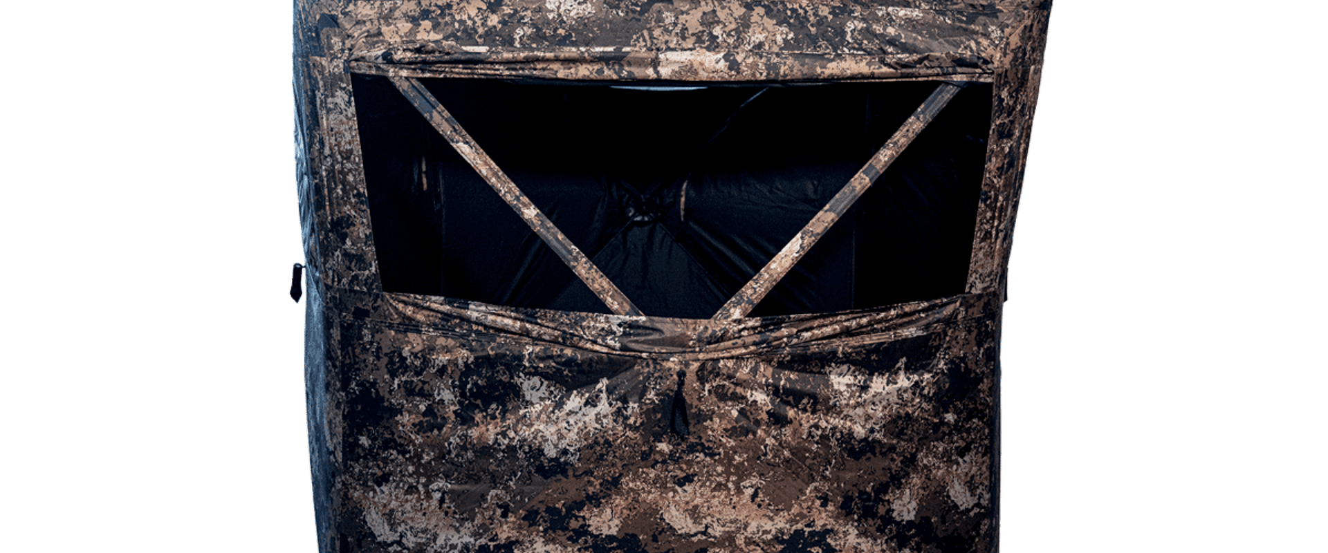 A hunting blind in a field at the edge of trees, Louisiana deer season 2024 concept.